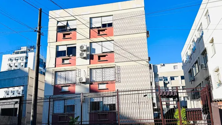Apartamento 02 Dormitórios 01 Garagem