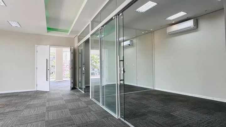 Sala comercial com 200m2