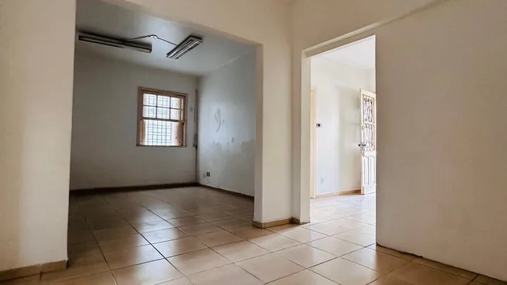 Sala comercial central