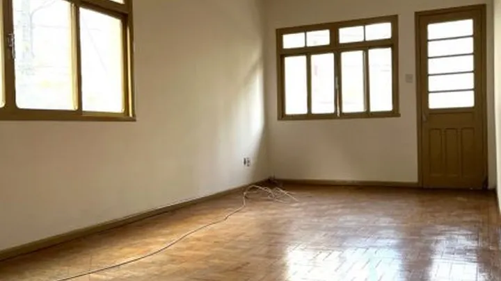 Apartamento 4 dormitórios com garagem