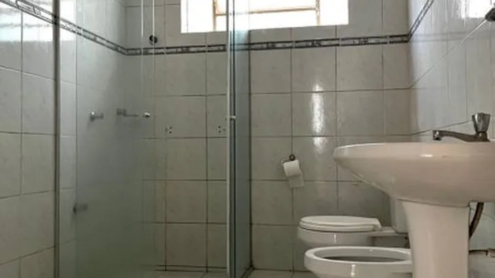 Apartamento 4 dormitórios com garagem