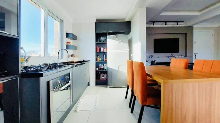 Apartamento 03 dormitórios com garagem