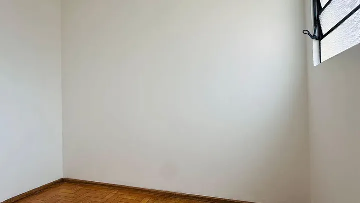 Apartamento 2 dormitórios com garagem