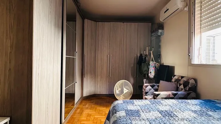 Apartamento 2 dormitórios com garagem