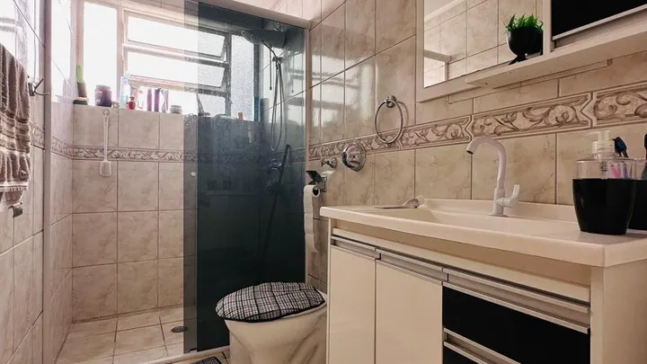 Apartamento 2 dormitórios com garagem