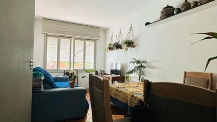 Apartamento 03 dormitórios com garagem central