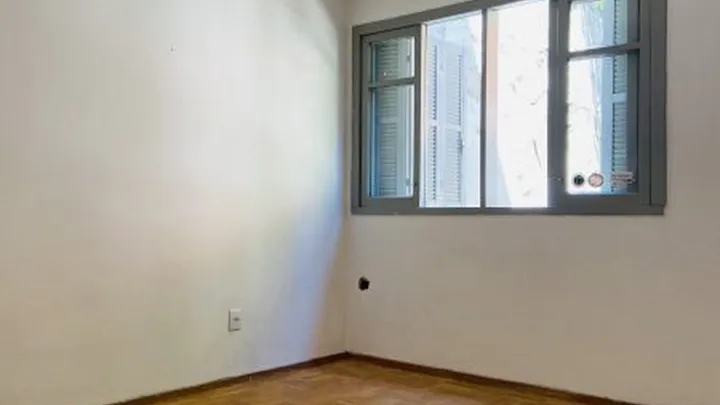 Apartamento de 3 dormitórios central