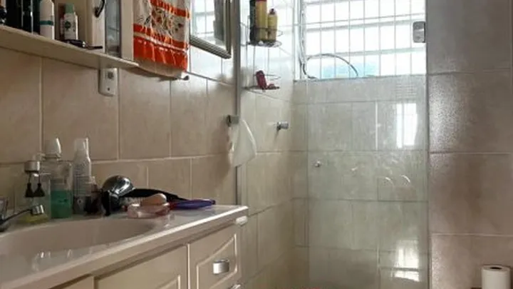 Apartamento 2 dormitórios com sacada