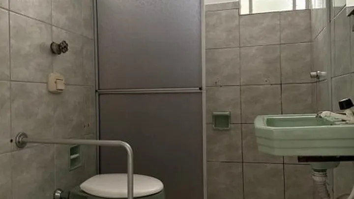 Apartamento 02 dormitórios com dependência central