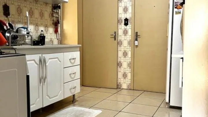Apartamento 2 dormitórios e com garagem