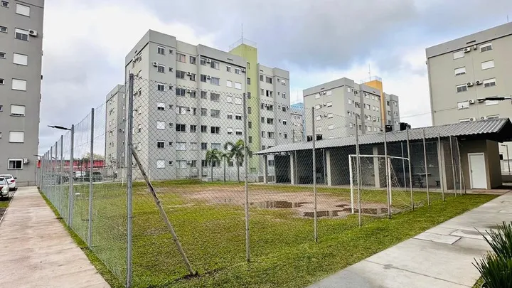 Apartamento 02 dormitório com estacionamento