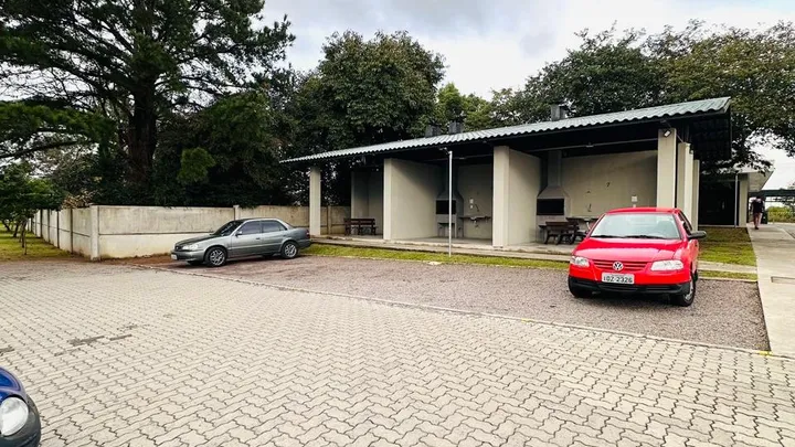 Apartamento 02 dormitório com estacionamento