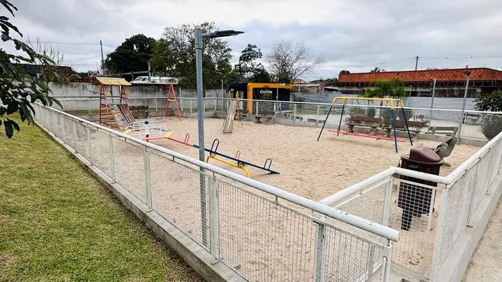 Apartamento 02 dormitório com estacionamento