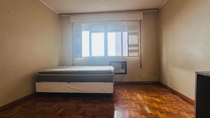 3 quartos 2 banheiros Apartamento