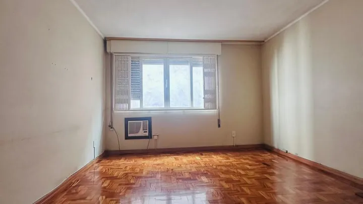 3 quartos 2 banheiros Apartamento