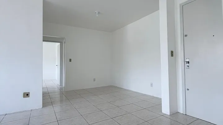 Apartamento 02 Dormitórios 02 Banheiros