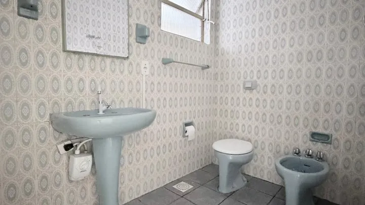 Apartamento de fundos para locação