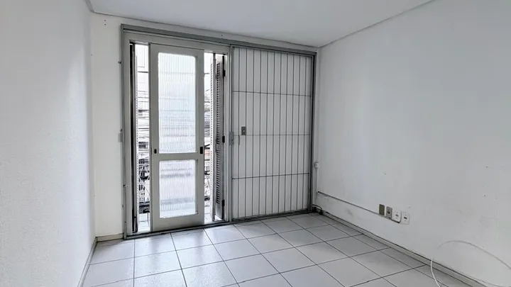 1 Quarto 1 Banheiro Kitnet