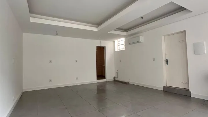 Sala comercial 30 m² com garagem