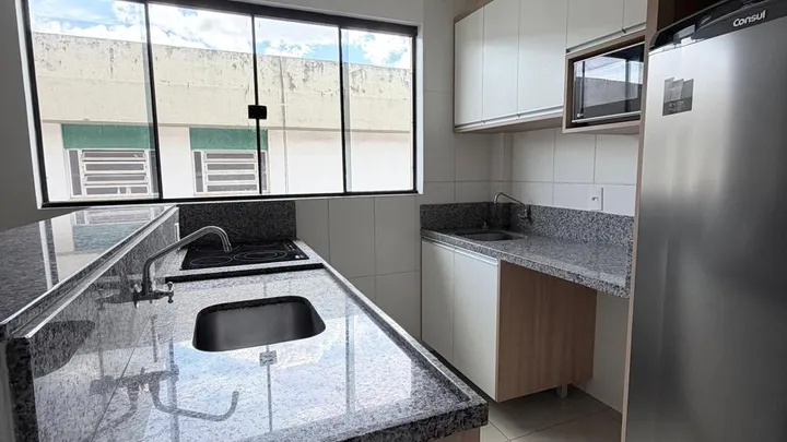 1 quarto 1 banheiro Apartamento semimobilhado