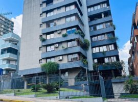 Apartamento 02 dormitórios com garagem