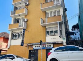 Apartamento, 02 dormitórios e 01 banheiro